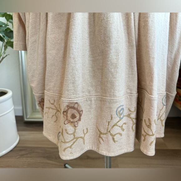 Blue Fish Clothing Cream Beige Art Hand Painted Button Down Cardigan - Picture 6 of 13